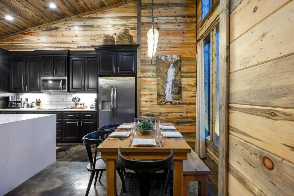 ברוקן בו Ember Skye Cabin - 2 Bdr & Bunk Nook/2.5 Bath מראה חיצוני תמונה